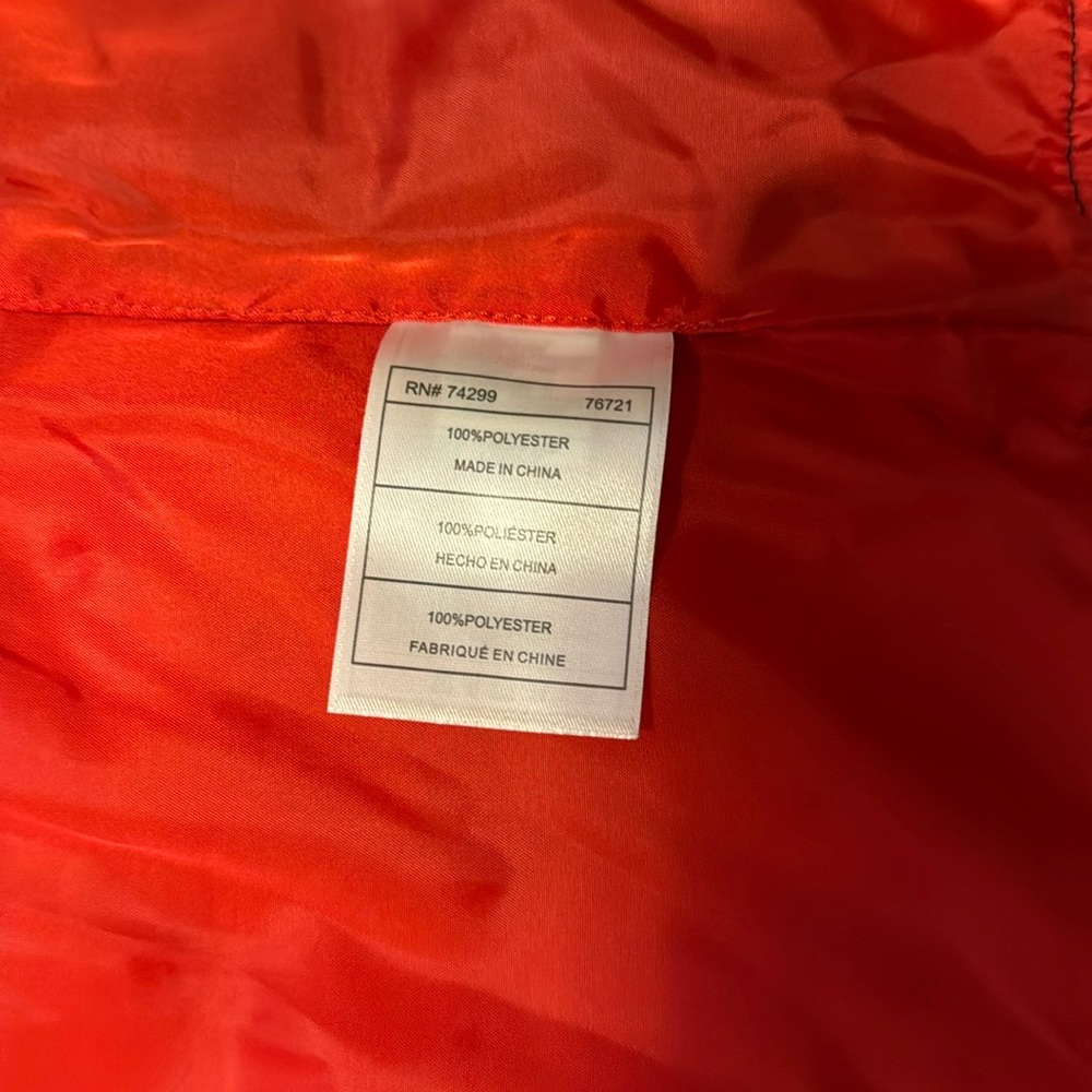 Reebok Bright Navy and Red puffer vest - Picture 5 of 6